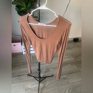 Joah Brown Scoop Neck Long Sleeve in Sienna